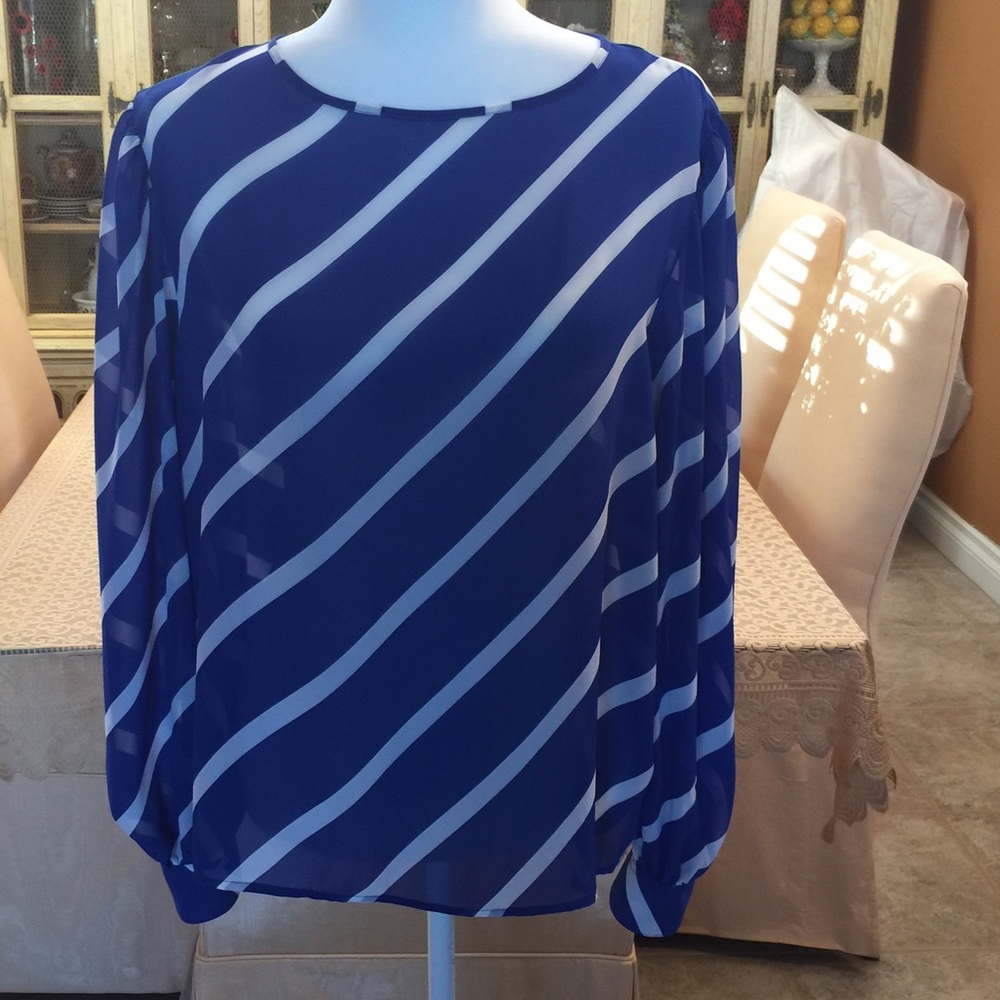 CHAUS WOMANS BLOUSE